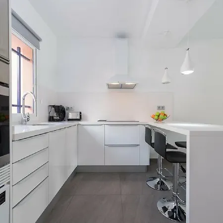 Meloneras Holiday Apartment